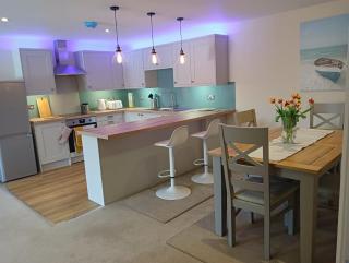 Executive Barchester House Apartment - 9