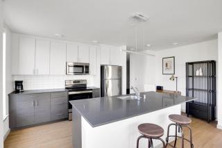 Columbia City 2BR w WD Gym nr Light Rail SEA-341 - Seattle - 4