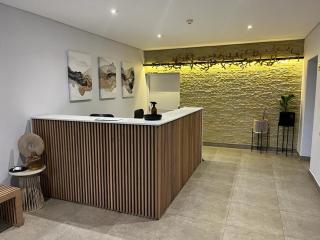 Portico 1006 Beachfront Apartment with Panoramic Views - Cape Town - 7
