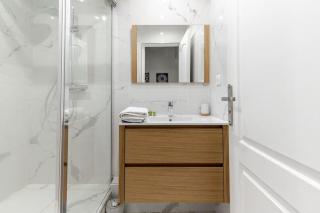 Grands Boulevards 22 : Appartement Cosy 1BR-4P - Parijs - 2
