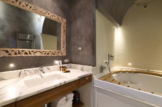 Prestige Boutique Aparthotel - Montenapoleone - Milan - 3