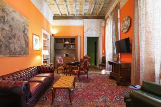 Prestige Boutique Aparthotel - Montenapoleone - Milan - 2