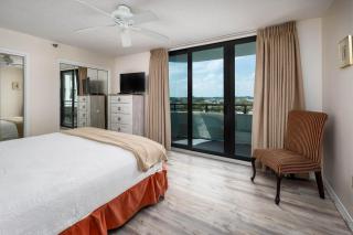 Nautilus 1501 - Gulf Front 2 Bedroom - 5th Floor - Huge Wrap Around Balcony - Fort Walton Beach - 5