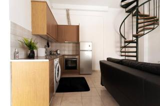 Mini Penthouse Loft with 2 Balconies Kipseli Athens - Atene - 2