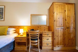 304 - The Harbour View by Shortstays - Westport - 8