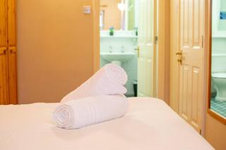 304 - The Harbour View by Shortstays - Westport - 4