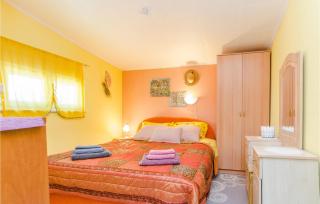 2 Bedroom Amazing Apartment In Vir - Lozice - 5