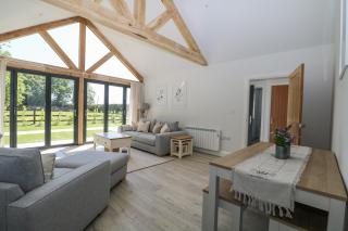 Robins Nest - 8