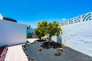 La Santa - Casa Marosenia - Güime - 5