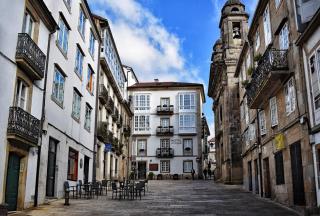 6 HABITACIONES, ALOJAMIENTO COMPLETO EN PLENO CENTRO - Santiago de Compostela - 6
