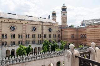 Central Nest Apartment Synagogue - Budapest - 4