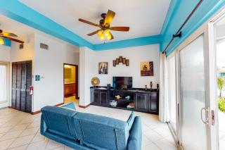 Suite C102 @ Mara Laguna - San Pedro - 6