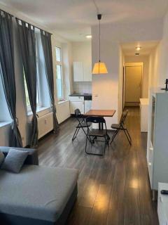 Helle schöne 2 Zimmer Wohnung im Herzen Krefelds - Krefeld - 7