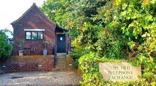 The Old Telephone Exchange - surrounded by fields! - 9