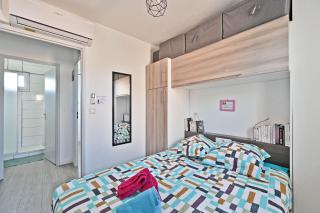 LE PETIT BONHEUR - PLACE PARKING PRIVEE - CLiM - TERRASSE - PISCINE PARTAGEE - PROCHE PARC SPIROU - Saint-Saturnin-les-Avignon - 1