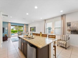 Cheerful Home Near Disney With Themed Rooms, Pool Table Waterpark And Resort Access At Encore Resorts Reunion - 200Mn - Orlando - 5