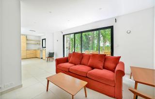 Stunning Home In Monteux With Wifi - Monteux - 7