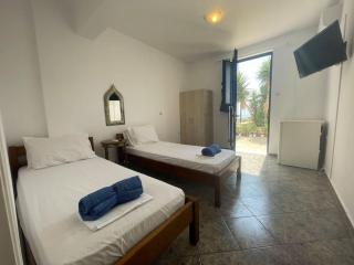 Mini Beach House - Logaras - 9