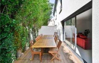 Stunning Home In Monteux With Wifi - Monteux - 9