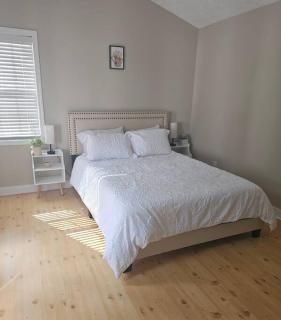 Close to the beach and attractions! Perfect for families or traveling nurses! - Wilmington - 4