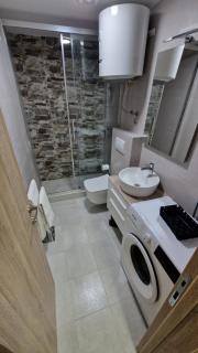 R&B Apartments - 9