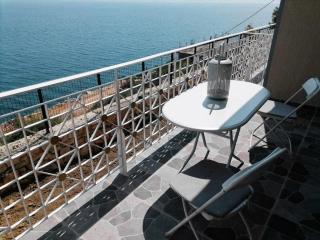Vila SHAKAJ - Saranda - 7