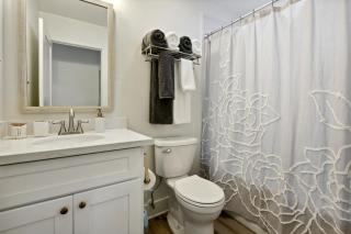 Vacation Rental Bay St Louis walk to beach, dining, shopping, and nightlife - Bay Saint Louis - 7