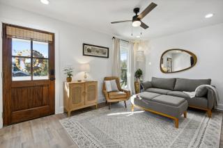 Vacation Rental Bay St Louis walk to beach, dining, shopping, and nightlife - Bay Saint Louis - 0