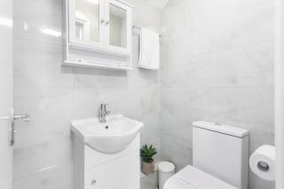 Holloway Budget Apartment - 1 Minute to Emirates Stadium - Next to Station - City Center - 9