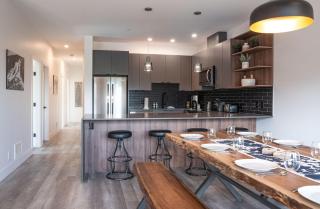 Stoke House by Revelstoke Vacations - 4