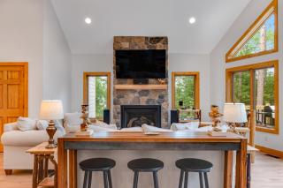 Rogers' Retreat at Watersmeet Lake - Eagle River - 3