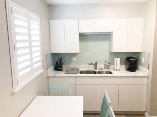 Modern Apartment - 1 of 4 - Punta Gorda - 5