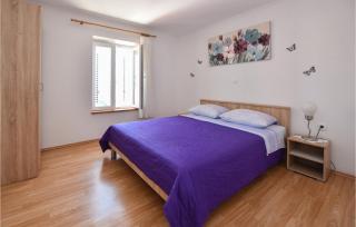 2 Bedroom Lovely Apartment In Kustici - 9