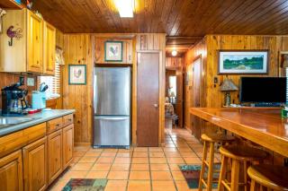 River Ridge Bandera Cabin - Bandera - 2