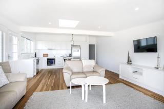 Pas Beach House Apartment 2 - 6