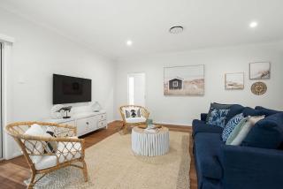 Gone Coastal at Narrawallee - Narrawallee - 6