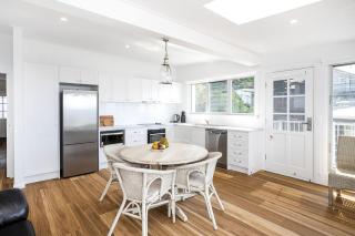 Pas Beach House Apartment 1 - Mollymook - 6