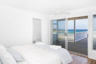 Pas Beach House Apartment 3 - 5