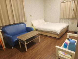Hill Side B&B - Yuchi - 2