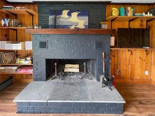 Haven Retreat in Catskills w Hot Tub & Bar Hall - Sundown - 2