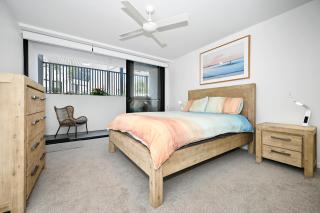 Coolum Beach - Beachside Dream - 3 B/R, 2 Bath ZF6 - 4