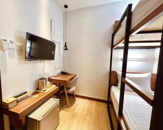 oxy suites G-03 at Shop House Meisterstadt Pollux Habibie - Batam Center - 9