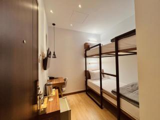 oxy suites G-03 at Shop House Meisterstadt Pollux Habibie - Batam Center - 8