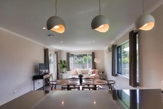 Cambridge Modern 4 Bedrooms House - 3