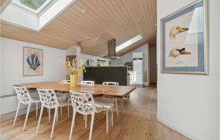 Amazing Home In Nexø With Wifi - 5