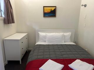 Touchwood Motor Inn & Inner City Camping Ground - Auckland - 1