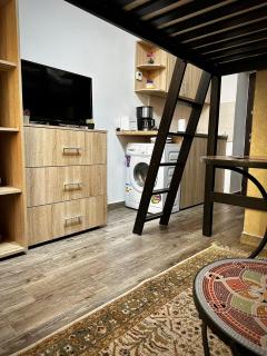 Old Town Central Studio - Braşov - 5