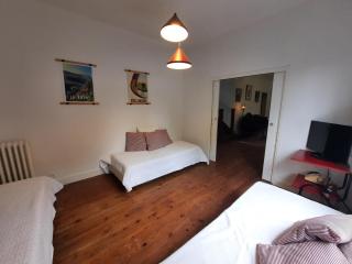 Maison calme avec grand extérieur, proche centre et océan, idéale famille/amis - FR-1-239-860 - Anglet - 2