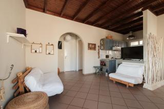 Nios House Panoramic Cottage - Karousádes - 4