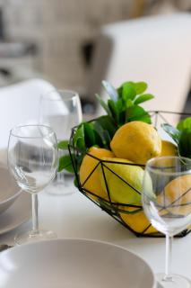 Amazing Spacious Apartments in Warsaw City Center by Noclegi Renters - 3